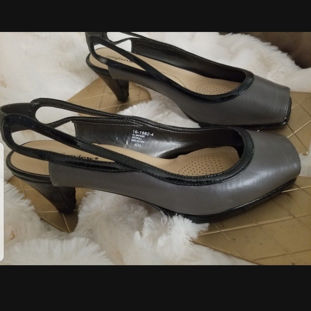 Comfortview Gray Kitten Heel Slingbacks